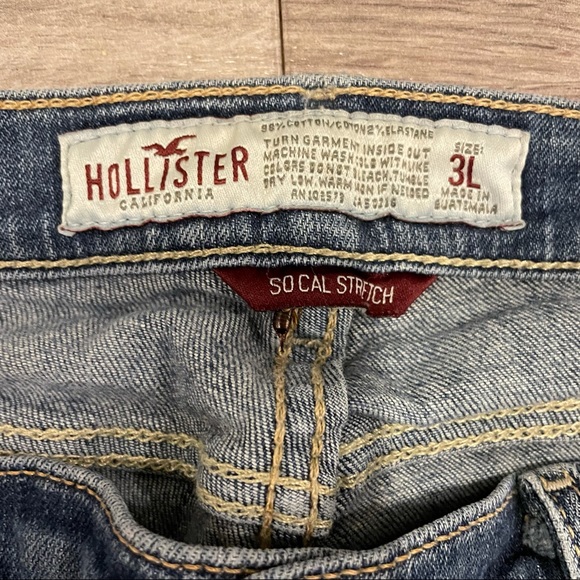Hollister ‘Social Stretch’ Med Rise Boot Cut Jeans - Picture 6 of 14